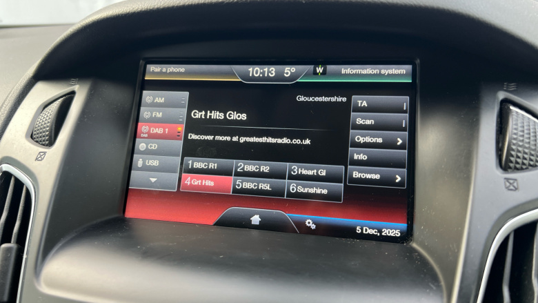 Ford Focus 1.0 EcoBoost 125 Zetec 5dr Petrol Hatchback